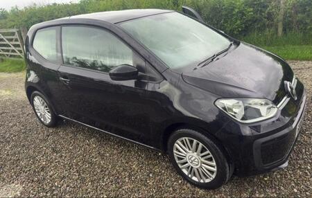 VOLKSWAGEN UP 1.0 Move up!